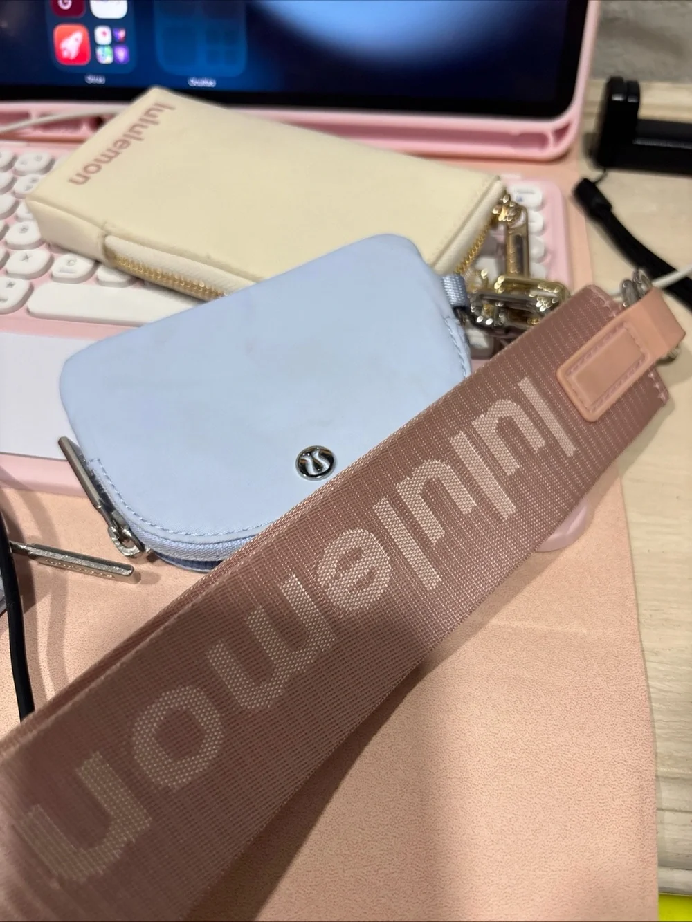 Lululemon Dual Pouch Wristlet Wallet Cream Blue 2 Piece Set